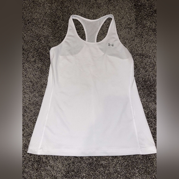 Under Armour Tops - Women's Under Armour tank tops